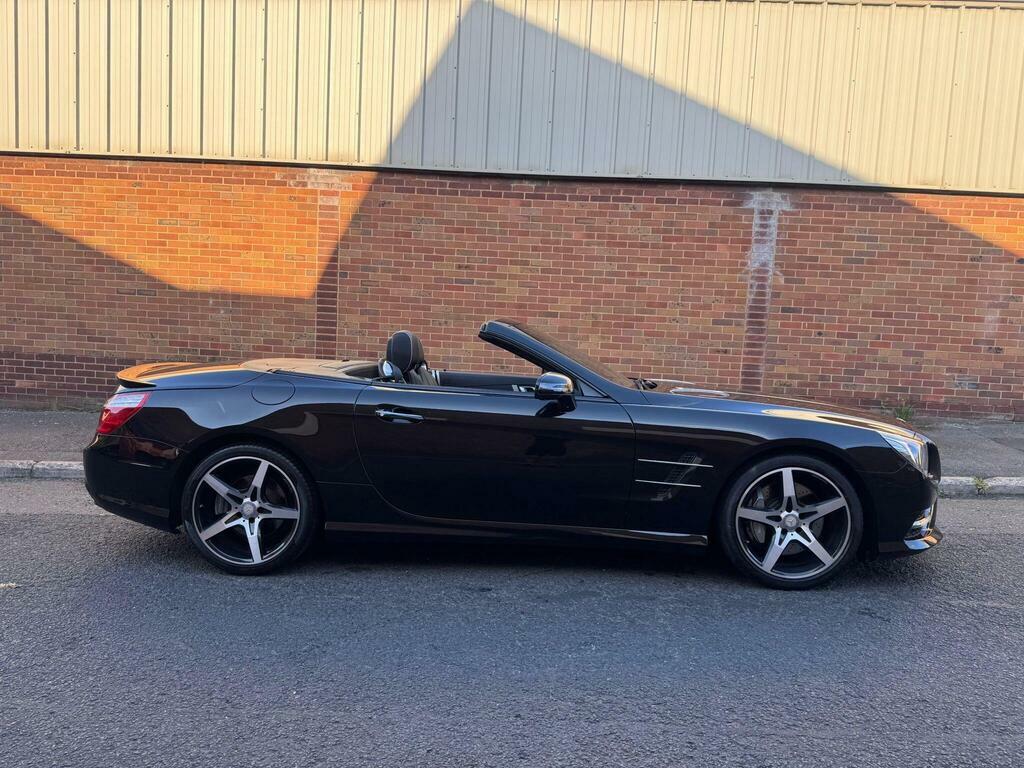 Mercedes-Benz SL Class 2015 5.5 Sl63 V8 Amg Convertible Spds M Black #8