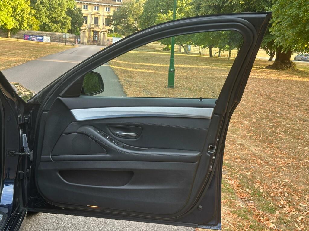 BMW 5 Series 2.0 520D M Sport 181 Bhp Grey #31