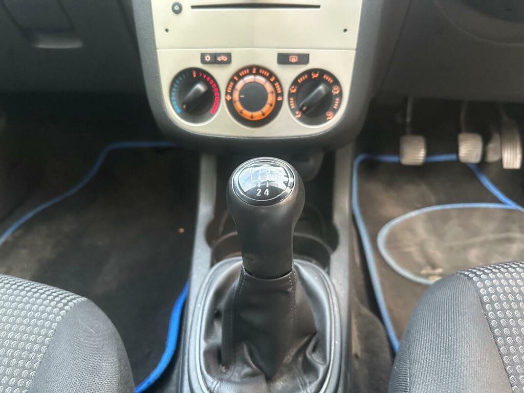 Vauxhall Corsa Club Ac 16V 5-Door Black #33
