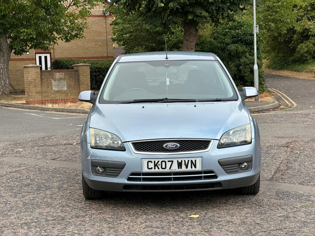 Ford Focus 1.6 Zetec Climate CK07WVN Blue #2