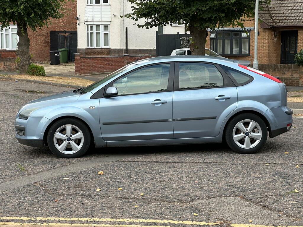 Ford Focus 1.6 Zetec Climate CK07WVN Blue #4