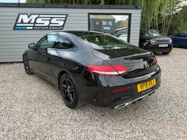 Mercedes-Benz C Class 2019 2.0 C300d Amg Line Coupe G-tronic Black #4