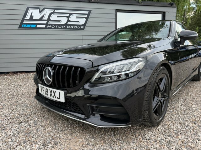 Mercedes-Benz C Class 2019 2.0 C300d Amg Line Coupe G-tronic Black #2