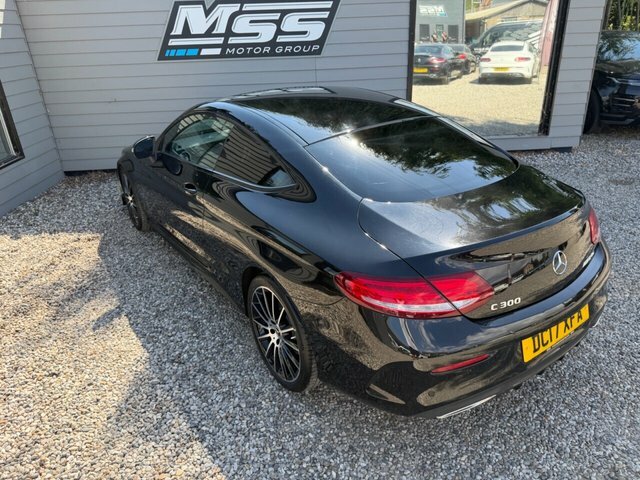 Mercedes-Benz C Class 2017 2.0 C300 Amg Line Coupe G-tronic Black #3