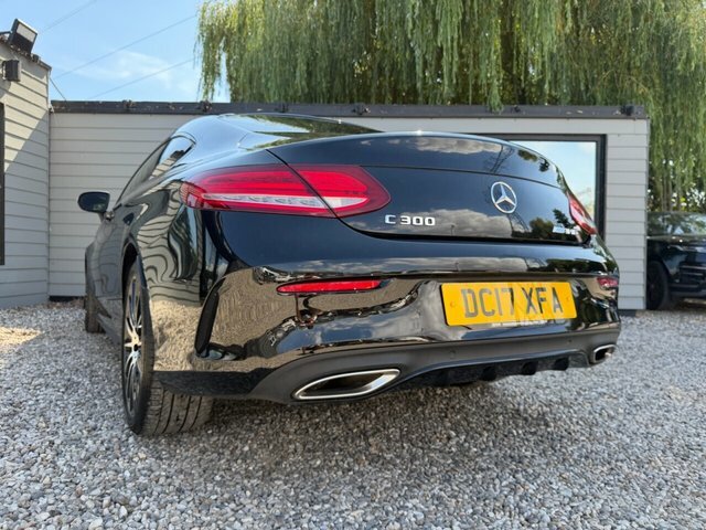 Mercedes-Benz C Class 2017 2.0 C300 Amg Line Coupe G-tronic Black #4