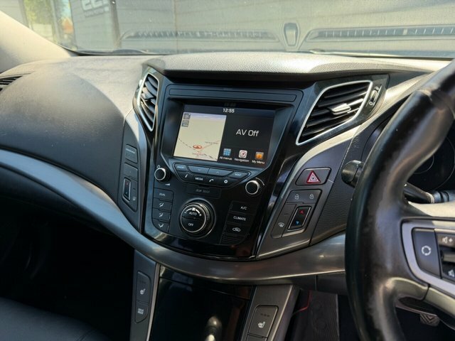 Hyundai I40 1.7 Crdi Blue Drive Se Nav Tourer Dct Euro 6 Ss Black #22