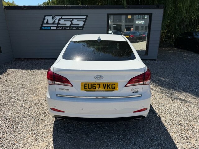 Hyundai I40 2017 1.7 Crdi Blue Drive Se Nav Saloon White #4