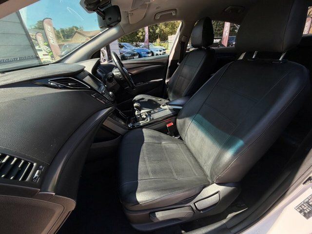 Hyundai I40 1.7 Crdi Blue Drive Se Nav Tourer Dct Euro 6 Ss Black #15