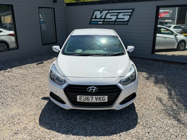 Hyundai I40 1.7 Crdi Blue Drive Se Nav Tourer Dct Euro 6 Ss Black #8