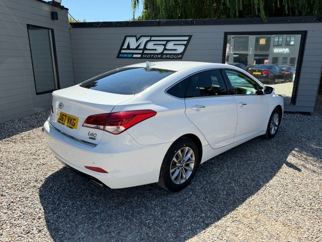 Hyundai I40 2017 1.7 Crdi Blue Drive Se Nav Saloon White #5