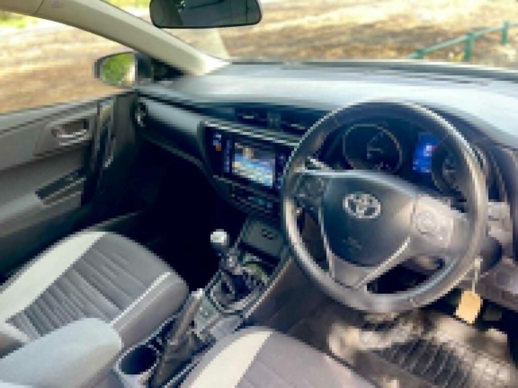 Toyota Auris 1.2 Vvt-i Icon Euro 6 Ss White #6