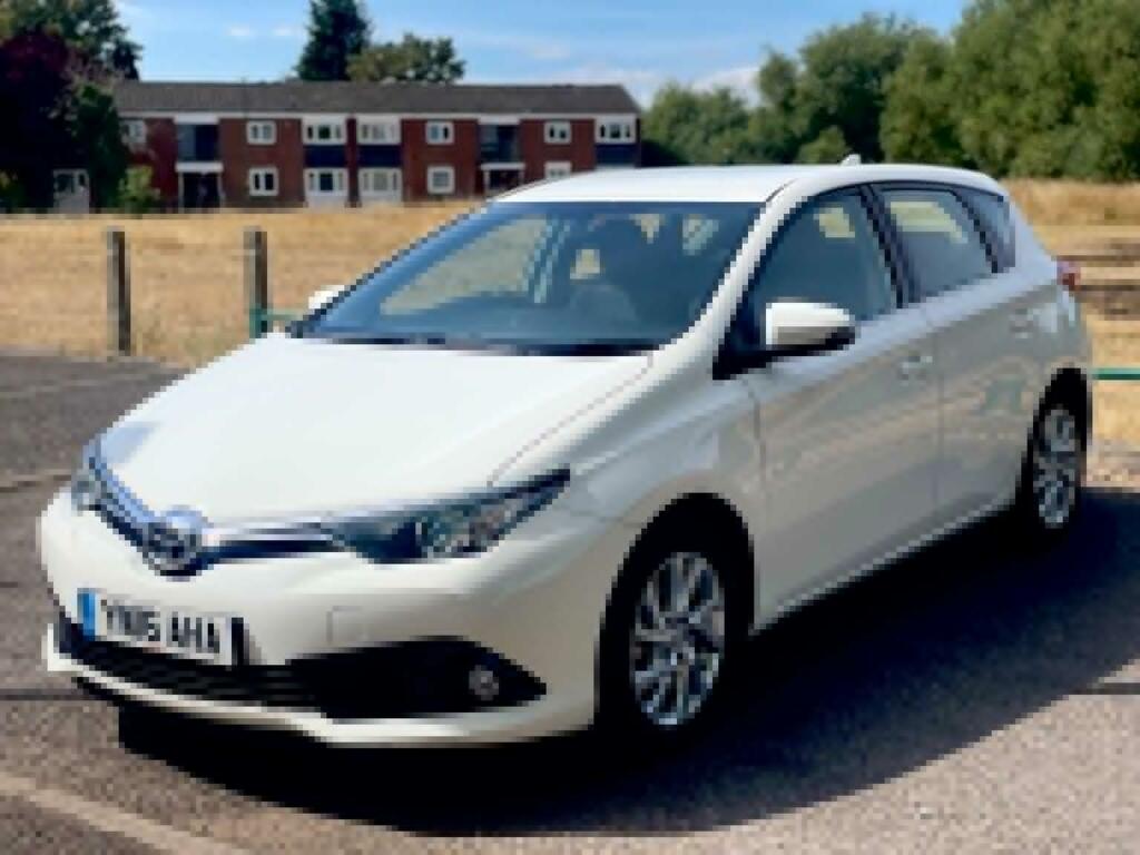 Toyota Auris 1.2 Vvt-i Icon Euro 6 Ss White #3