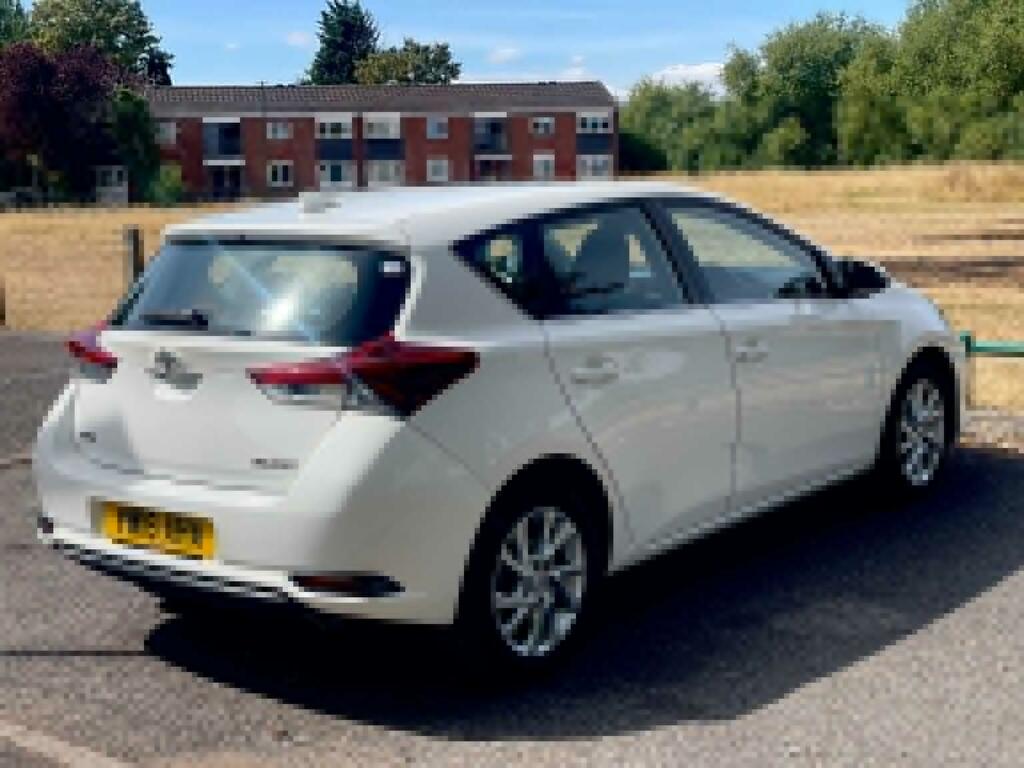 Toyota Auris 1.2 Vvt-i Icon Euro 6 Ss White #5