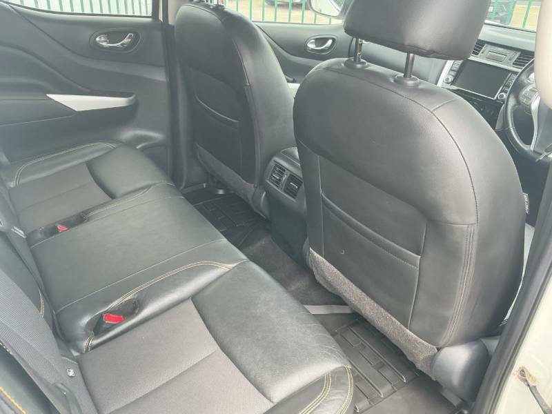 Nissan Navara Dci N-guard White #14