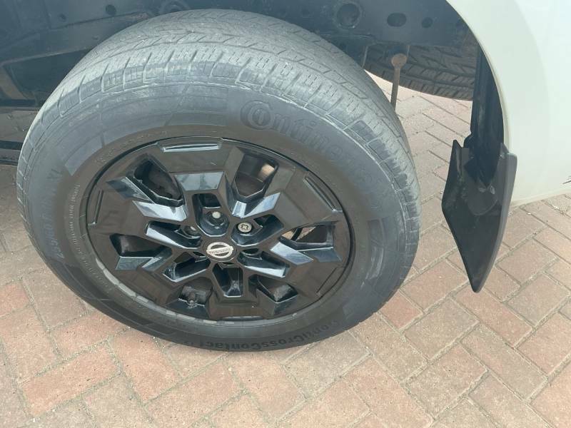 Nissan Navara Dci N-guard White #10