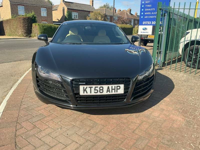 Audi R8 4.2 Fsi Quattro R Tronic Black #2