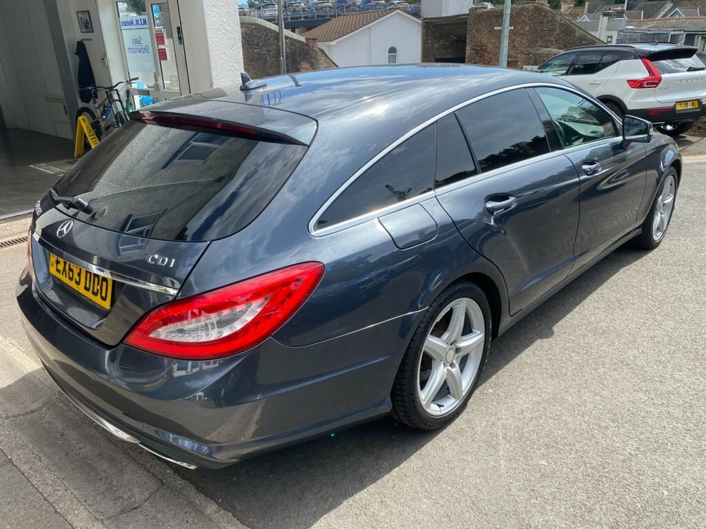 Mercedes-Benz CLS Cls63 Amg  #7