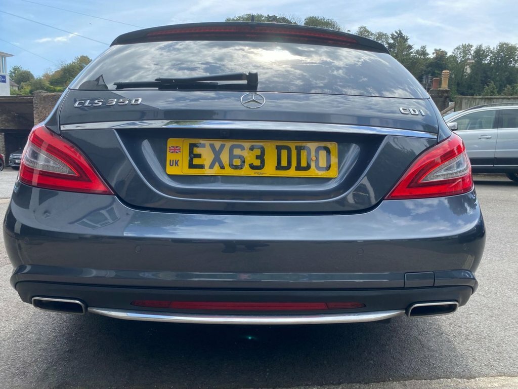 Mercedes-Benz CLS 2013 3.0 Cls350 Cdi V6 Amg Sport Shooting Brake Grey #5
