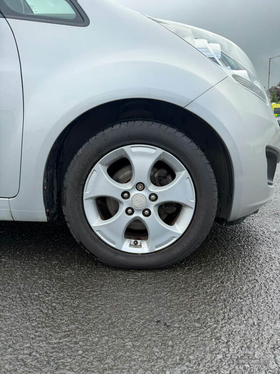 Kia Venga 1.6 Crdi Ecodynamics 3 Silver #2