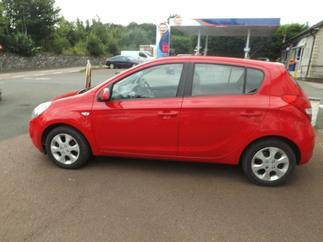 Hyundai I20 1.4 Comfort Hatchback Red #4