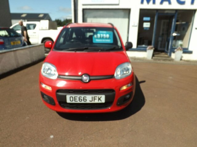 Fiat Panda 1.2 Lounge Hatchback Red #2