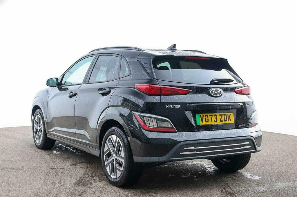 Hyundai Kona Suv E 204Ps Ultimate64kwh 10.5Kw Obc Black #2