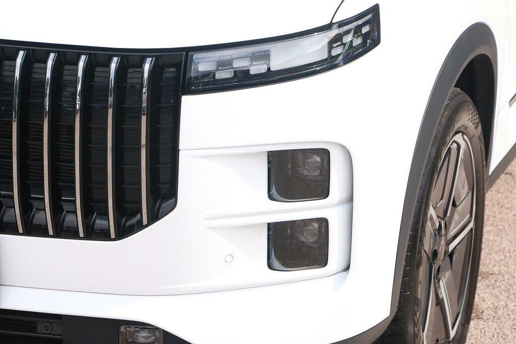 JAECOO 7 1.5T Shs Luxury VN75GFA White #4