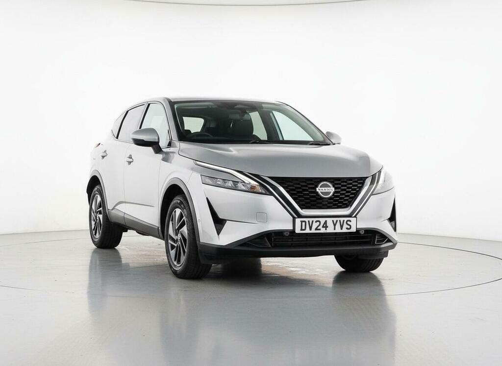 Nissan Qashqai 1.3 Dig-t Mhev Acenta Premium Euro 6 Ss DV24YVS Silver