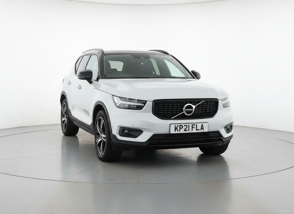 Volvo XC40 1.5H T5 Twin Engine Recharge 10.7Kwh R-design AG60CJG Silver
