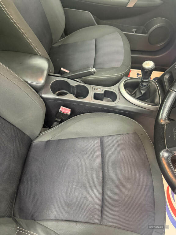Nissan Qashqai 1.5 Dci N-tec 2Wd White #9