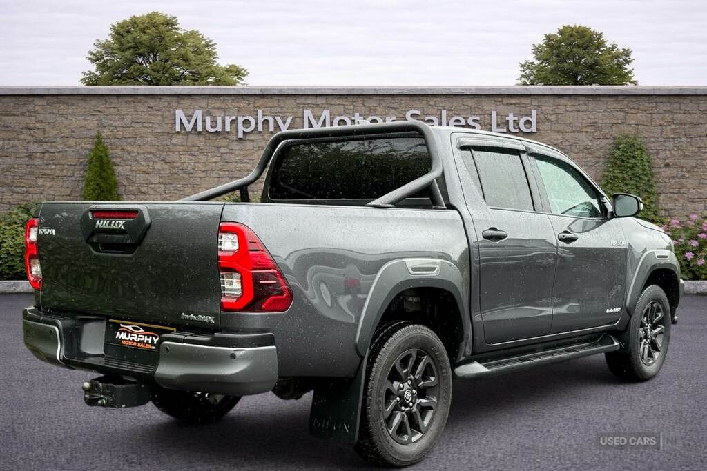 Toyota HILUX Invincible X D Cab Pick Up 2.8 D-4d Grey #5