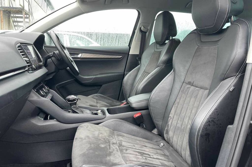 Skoda Karoq 1.5 Tsi Se L Dsg AJ72TKO Black #6