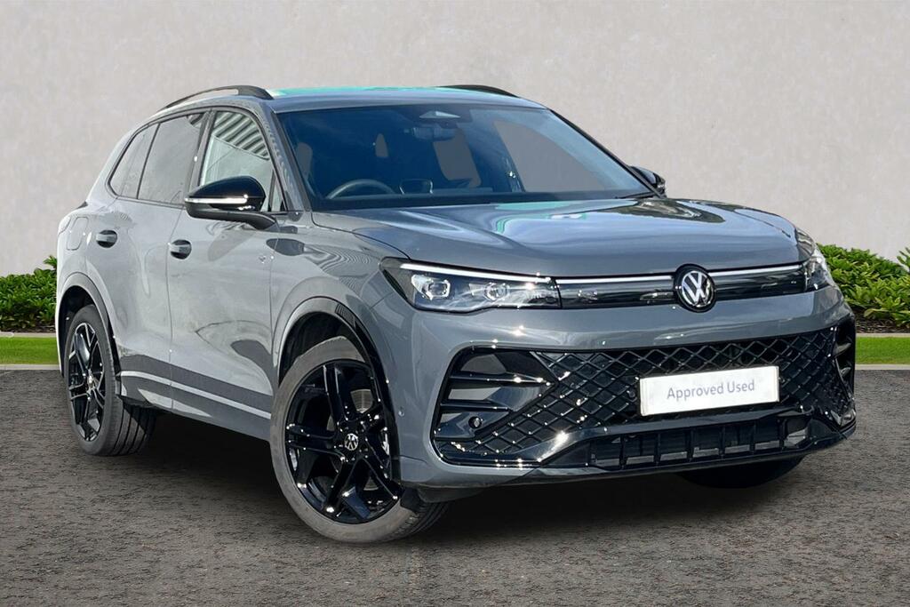 Volkswagen Tiguan 2.0 Tdi R-line Dsg WG75UAT Black