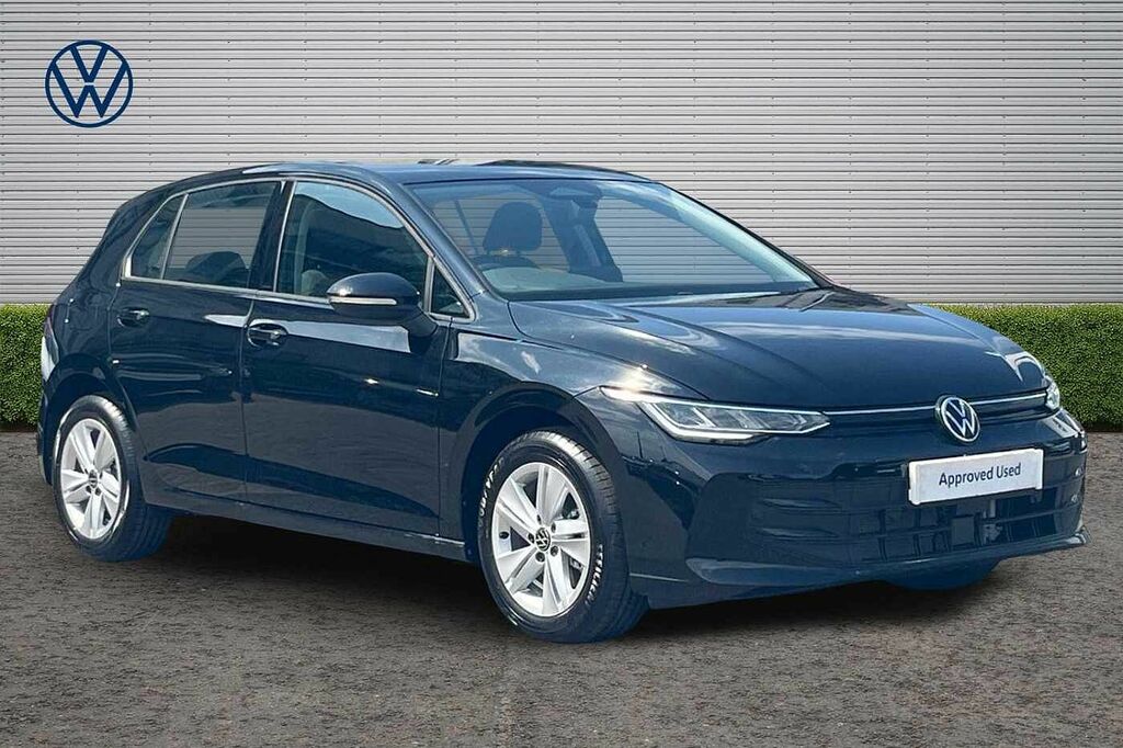Volkswagen Golf 1.5 Tsi Life Black