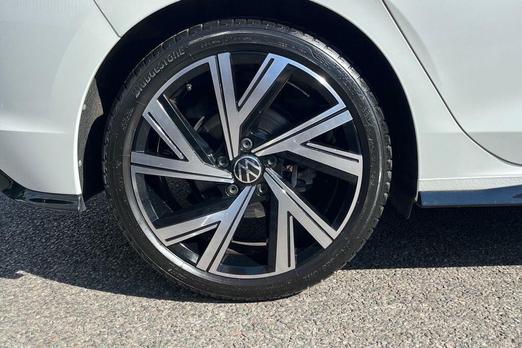 Volkswagen Golf 1.5 Etsi 150 R-line Dsg MK24WMZ White #5