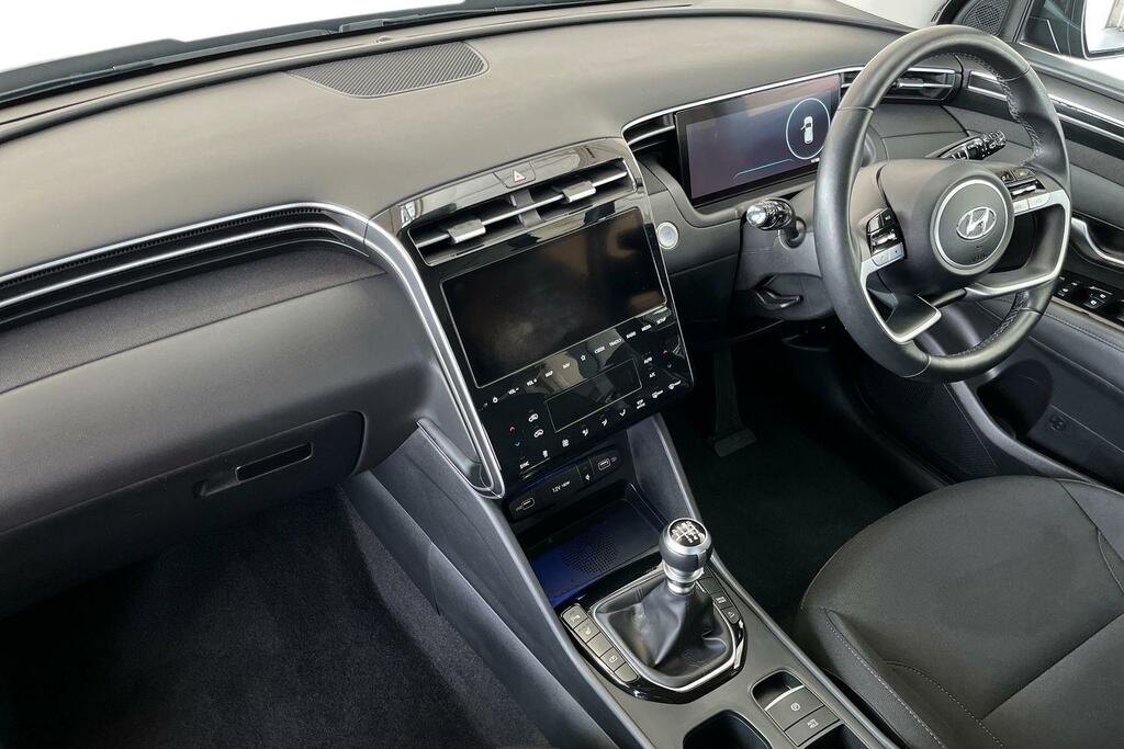 Hyundai Tucson 1.6 T-gdi Premium Euro 6 Ss Grey #2