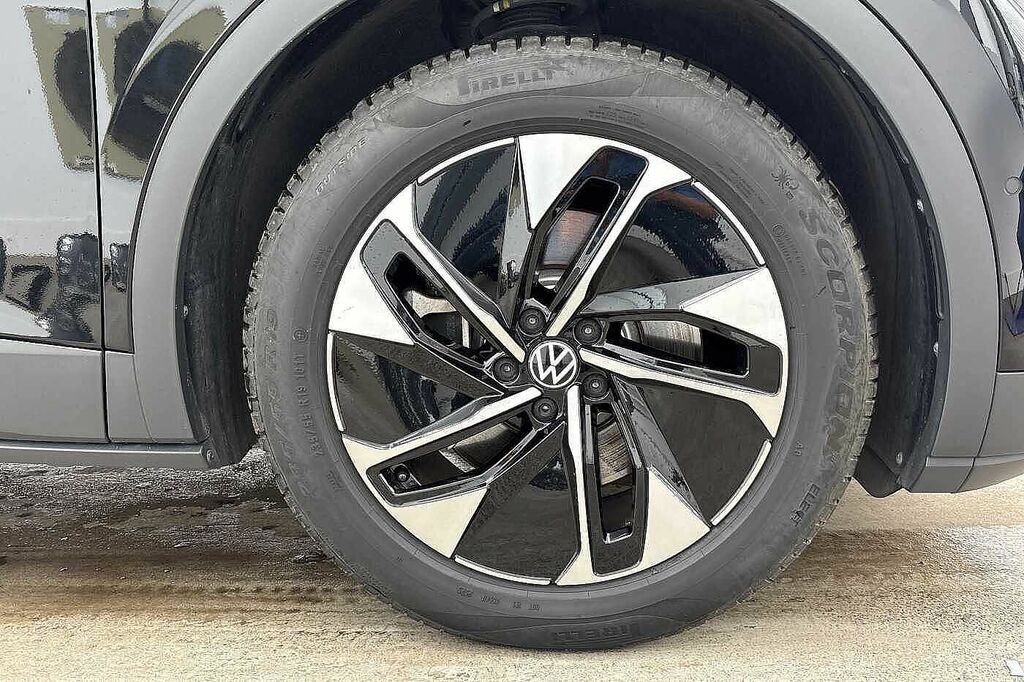 Volkswagen ID.4 210Kw Match Pro 77Kwh Black #5