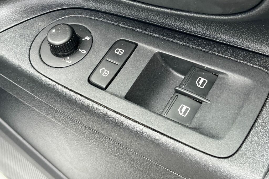 Volkswagen e-Up E-up Silver #17