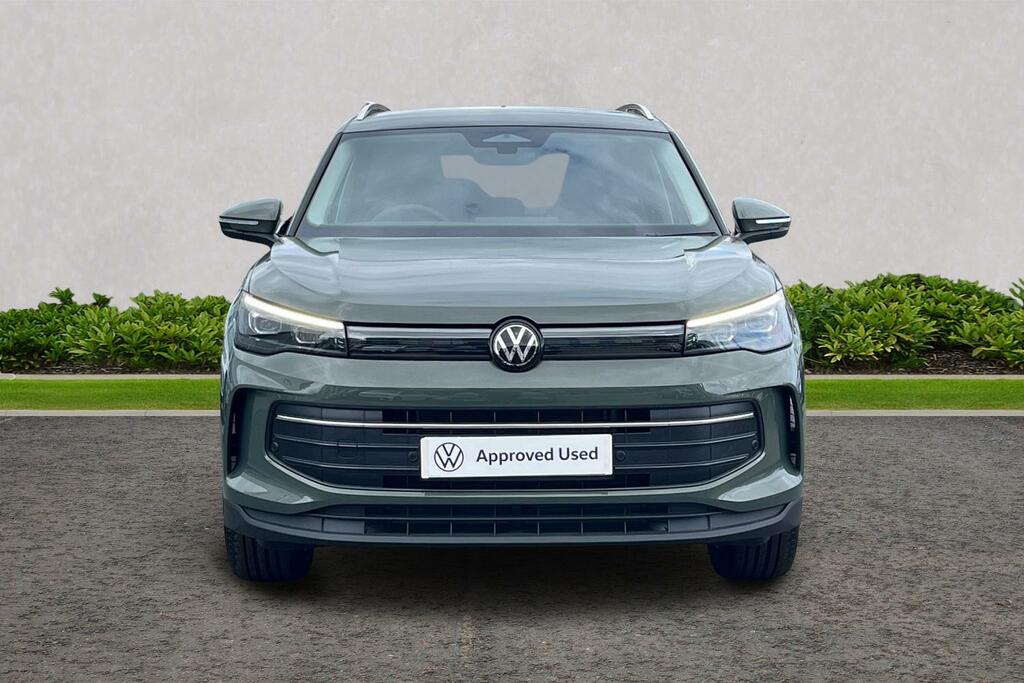 Volkswagen Tiguan 1.5 Etsi 150 Elegance Launch Edition Dsg Black #7