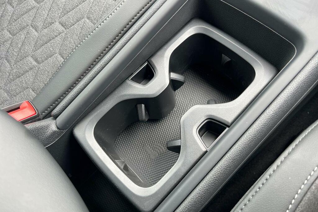 Volkswagen Tiguan 1.5 Etsi 150 Elegance Launch Edition Dsg Black #31