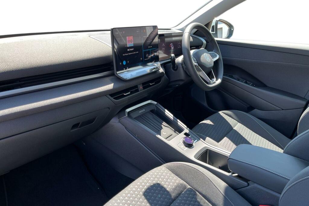 Volkswagen T-Roc 1.5 Etsi Mhev Life Suv Hybrid Dsg Euro White #2