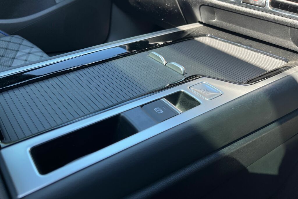 Volkswagen Passat 1.5 Tsi Ehybrid Elegance Dsg Grey #10