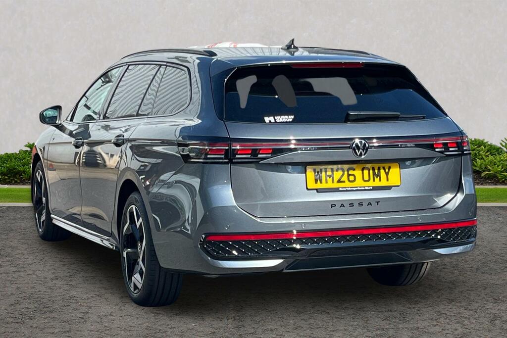 Volkswagen Passat 1.5 Etsi Mhev R-line Estate Hybrid Dsg Grey #3