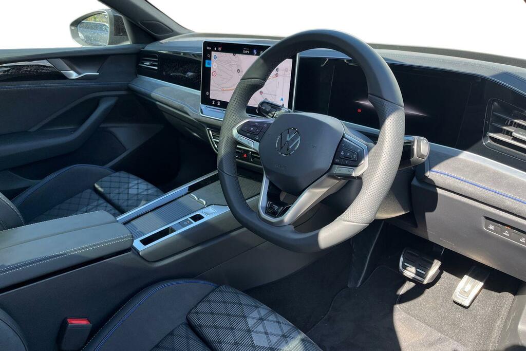 Volkswagen Passat 1.5 Etsi Mhev R-line Estate Hybrid Dsg Grey #6