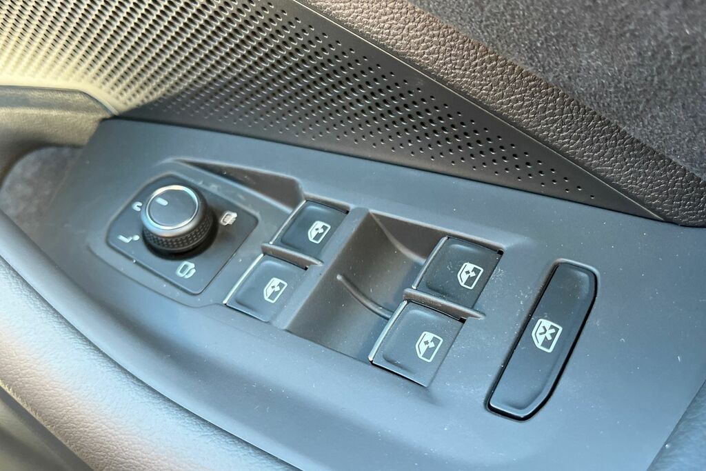 Volkswagen Passat 1.5 Tsi Ehybrid Elegance Dsg Grey #16