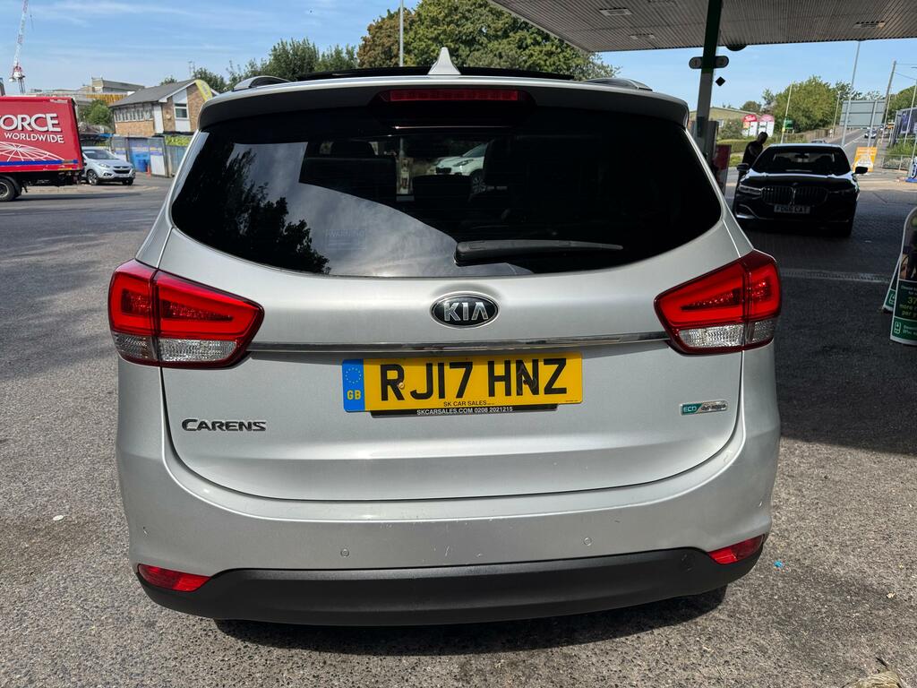 Kia Carens 7 Seaterulez Freehuge Specsatnavleather  #5