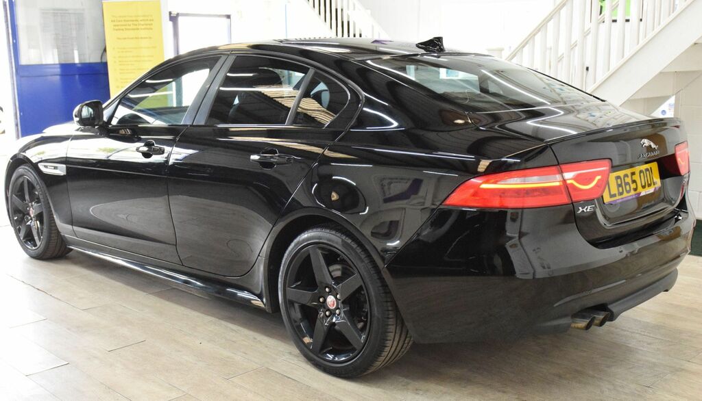 Jaguar XE 2.0D R-sport Saloon Euro 6 Ss Black #6