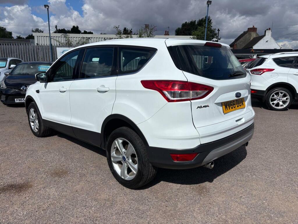 Ford Kuga Suv 2.0 Tdci Zetec 2Wd Euro 6 Ss 201666 White #2