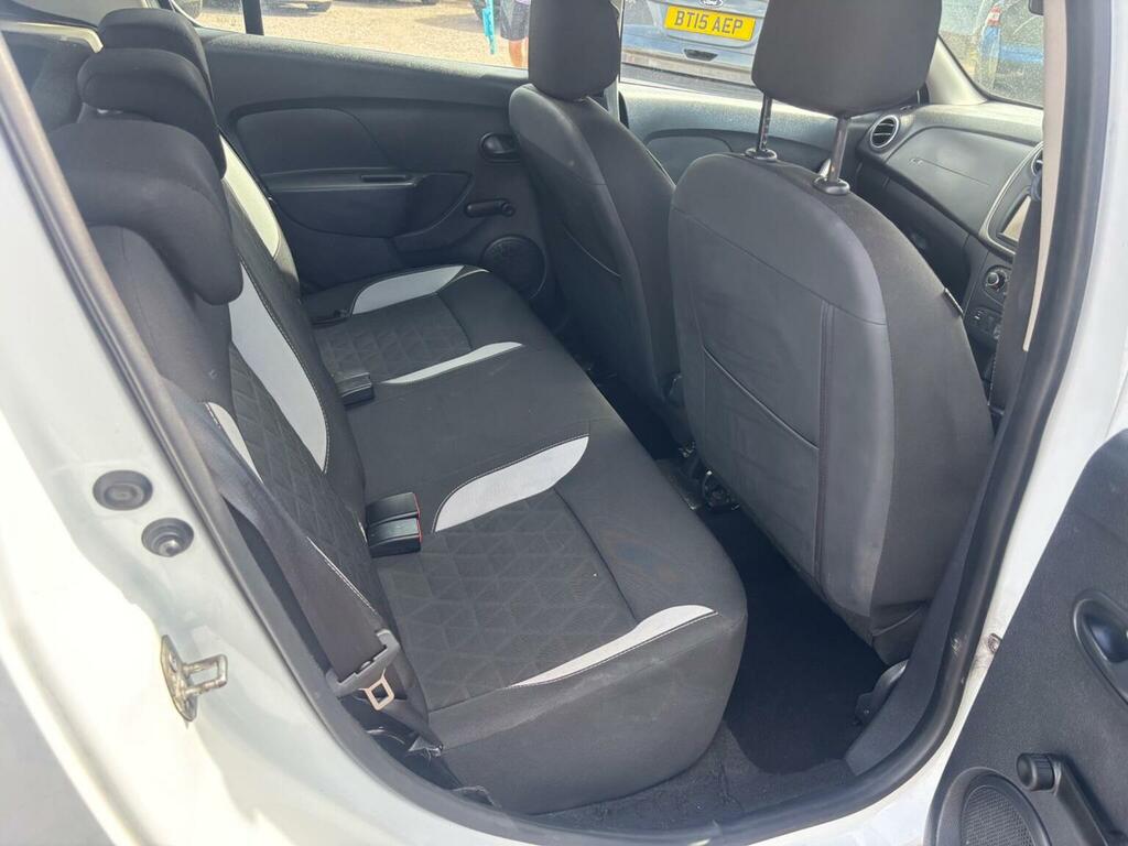 Dacia Sandero Stepway 1.5 Dci Laureate Euro 5 White #6