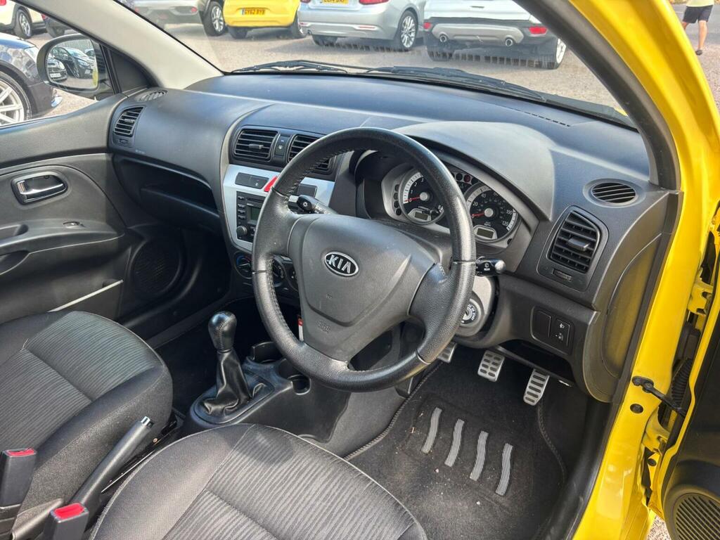 Kia Picanto 1.1 Chill Hatchback 118 Gkm, 6 Black #3